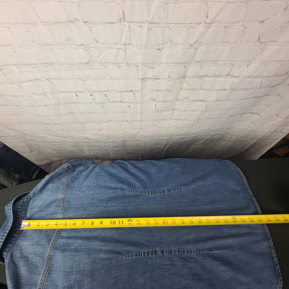 CAbi Denim Chambray Long-sleeved Button-Up # 970 Blue Med. - Picture 10 of 14